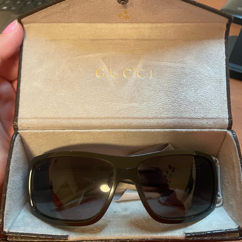Dark brown Gucci sunglasses for men